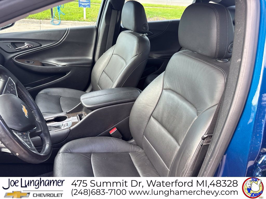 Certified 2019 Chevrolet Malibu Premier w/ Sun and Wheel Package FWD image 14