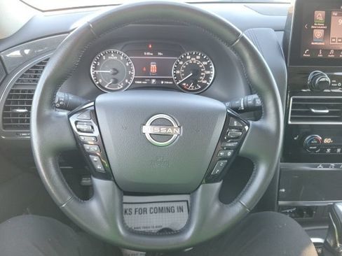 Used 2024 Nissan Armada SV AWD/4WD image 18