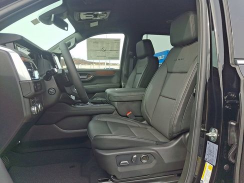 New 2026 GMC Yukon Denali AWD/4WD image 6