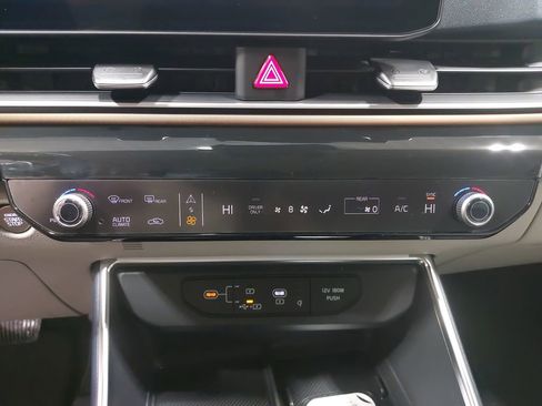 New 2026 Kia Carnival SX Prestige FWD image 23