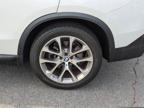 Used 2023 BMW X5 sDrive40i w/ Premium Package image 31