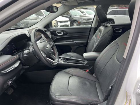 Used 2022 Jeep Compass Trailhawk w/ Trailhawk Elite Group image 14