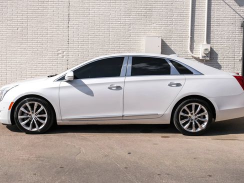 Used 2016 Cadillac XTS Premium FWD image 11
