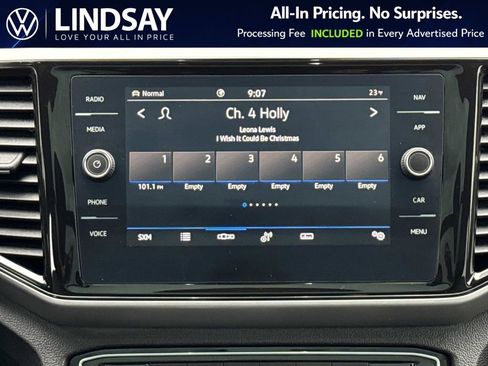 Used 2022 Volkswagen Atlas Cross Sport SEL image 14