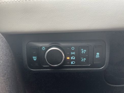 Used 2023 Ford Mustang Mach-E Premium image 40