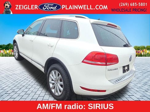 Used 2011 Volkswagen Touareg VR6 AWD/4WD image 3