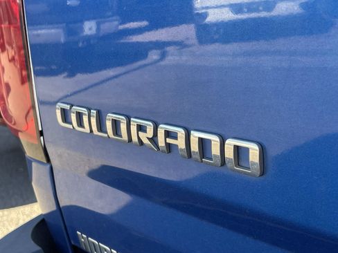 Used 2020 Chevrolet Colorado W/T w/ WT Convenience Package RWD image 5