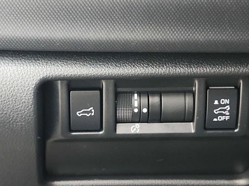 Used 2025 Subaru Forester Limited AWD/4WD image 26
