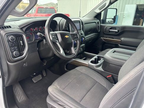 Used 2022 Chevrolet Silverado 2500 LT w/ Convenience Package image 7