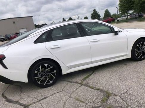 New 2026 Kia K5 EX image 3