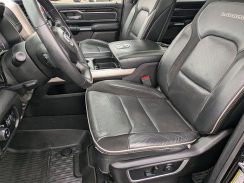Used 2019 RAM 1500 Laramie image 16