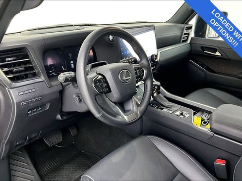 Used 2025 Lexus GX 550 image 17
