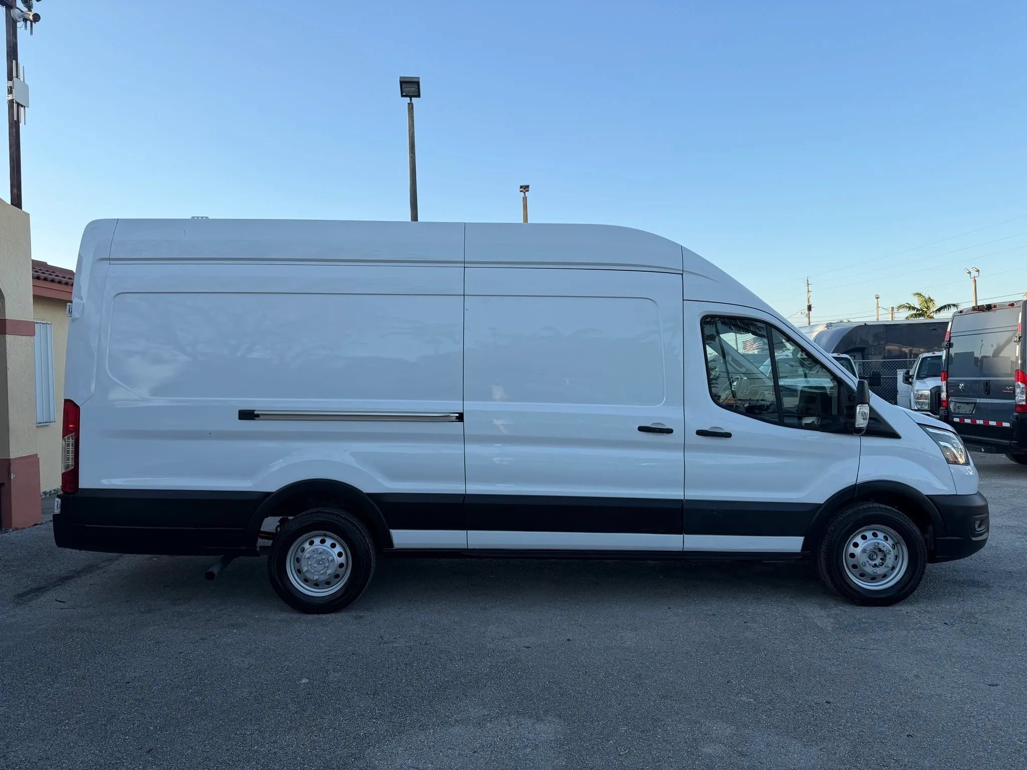 Used 2023 Ford Transit 350 148 High Roof Extended AWD w/ Load Area Protection Package image 8