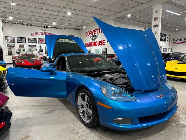 Used 2010 Chevrolet Corvette Coupe w/ Preferred Equipment Group RWD image 30