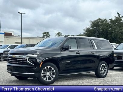 New 2026 Chevrolet Suburban LT w/ Comfort Package
