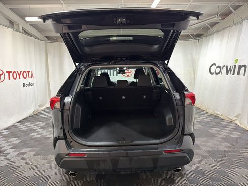 Used 2025 Toyota RAV4 XLE AWD/4WD image 15