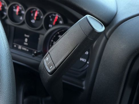 Used 2022 Chevrolet Silverado 2500 Custom w/ Custom Value Package image 20