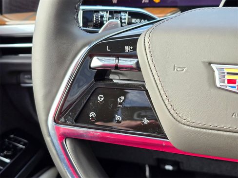 New 2026 Cadillac Escalade ESV Platinum Sport image 33