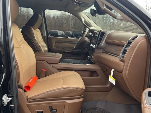 Used 2024 RAM 3500 Limited w/ Safety Group image 17