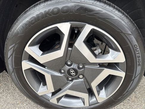 Certified 2024 Hyundai Palisade Limited image 11