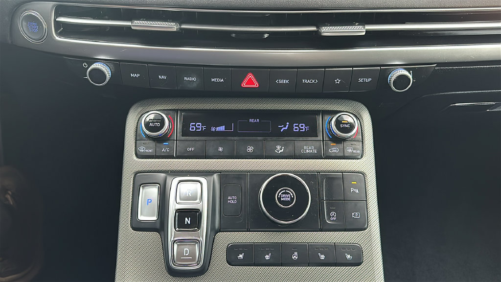 Used 2024 Hyundai Palisade SEL w/ Premium Package FWD image 26