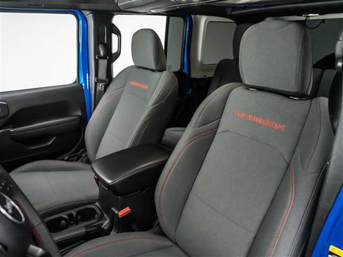 Used 2024 Jeep Wrangler Unlimited Rubicon AWD/4WD image 18