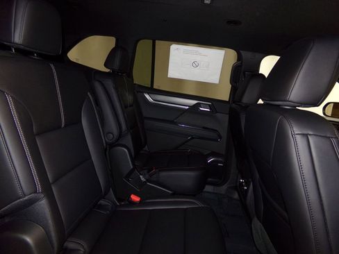 New 2026 GMC Acadia Elevation w/ Elevation Premium Package image 10