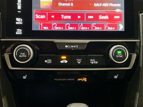 Used 2018 Honda Civic EX-L image 11