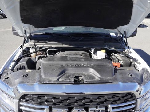 Certified 2024 RAM 2500 Big Horn image 29