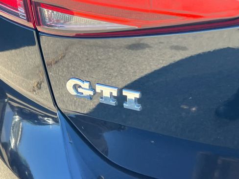 Used 2017 Volkswagen GTI S FWD image 21