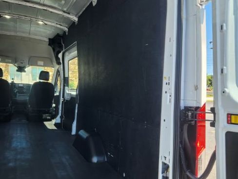 Used 2023 Ford Transit 250 148 High Roof Extended w/ Load Area Protection Package RWD image 9