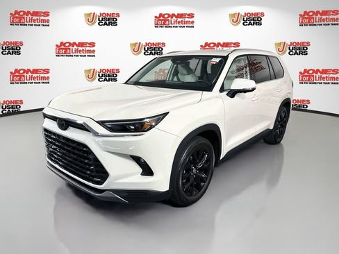Certified 2024 Toyota Grand Highlander AWD image 14