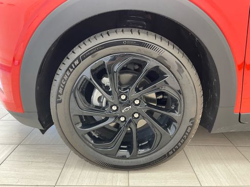 New 2027 Chevrolet Bolt RS w/ Technology Package FWD image 8