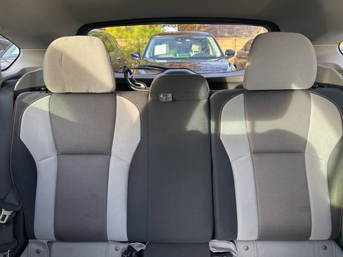 Used 2019 Subaru Crosstrek 2.0i Premium image 16