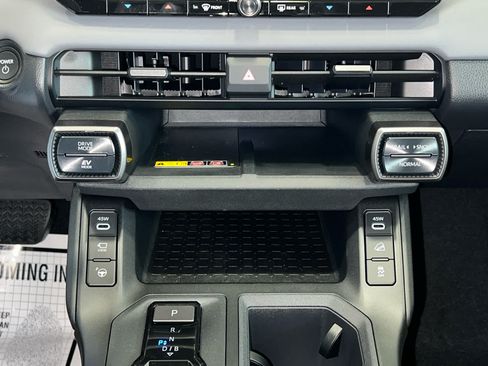 New 2026 Toyota RAV4 XSE w/ Panoramic Sun Roof Package AWD/4WD image 23