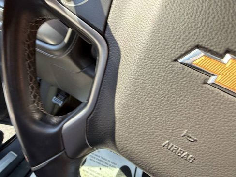 Used 2015 Chevrolet Silverado 1500 LTZ Z71 w/ Midnight Edition AWD/4WD image 11