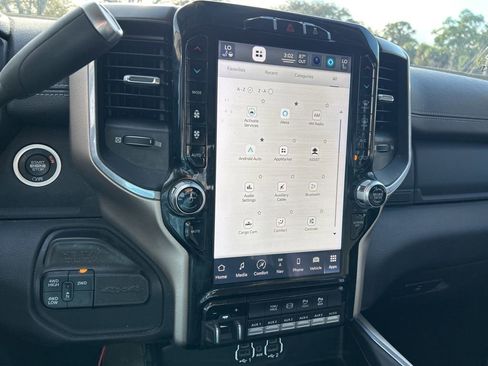 Used 2022 RAM 3500 Laramie image 31