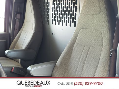 Used 2021 Chevrolet Express 2500 w/ Driver Convenience Package RWD image 11