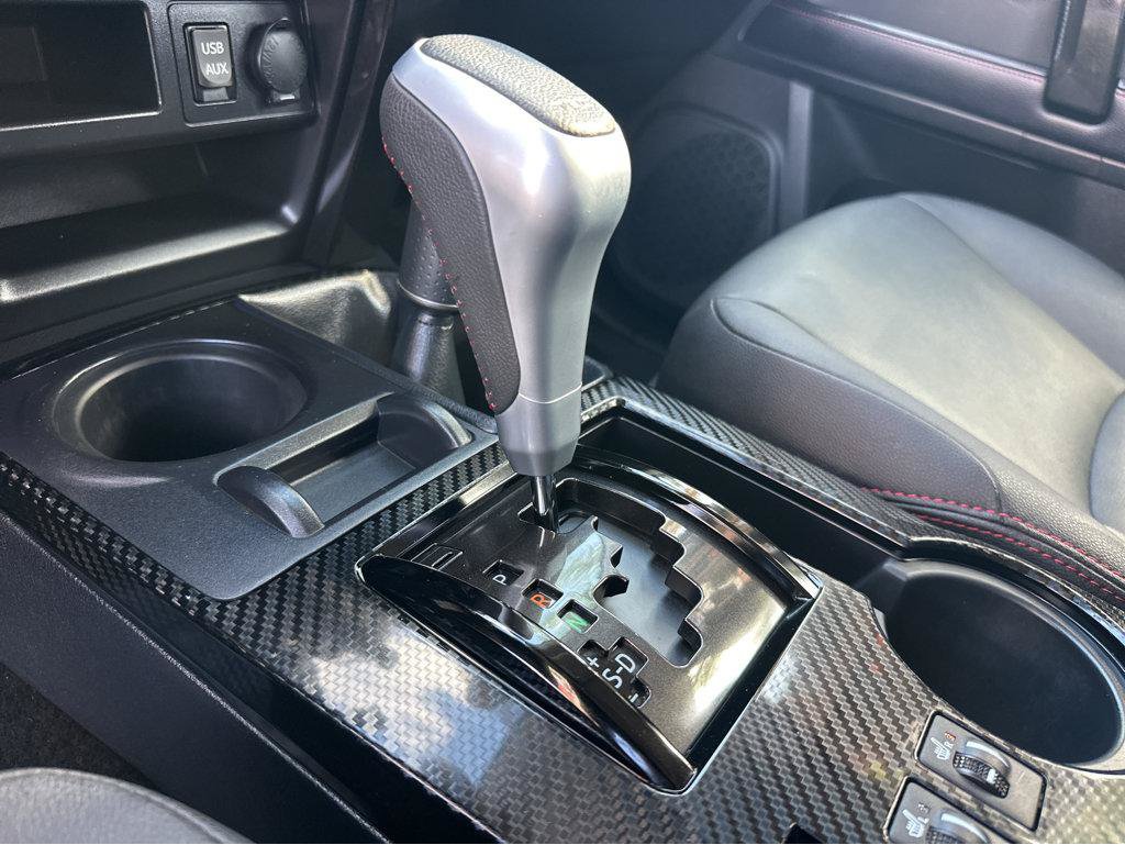 Used 2018 Toyota 4Runner TRD Off-Road Premium AWD/4WD image 28