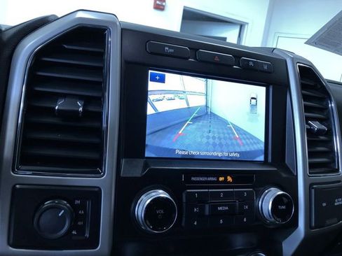 Used 2020 Ford F150 Lariat w/ Equipment Group 502A Luxury AWD/4WD image 23
