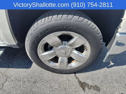 Used 2015 Chevrolet Silverado 1500 LTZ Z71 w/ LTZ Plus Package AWD/4WD image 31