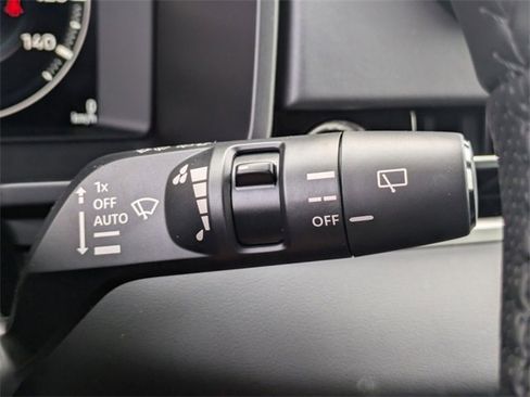 New 2025 Mitsubishi Outlander SE image 31