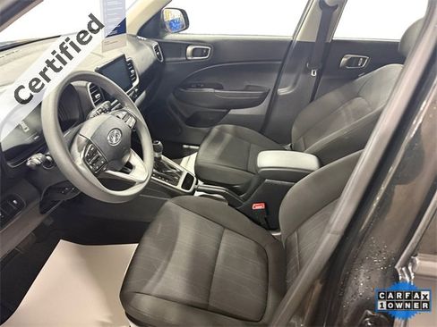Certified 2023 Hyundai Venue SE w/ Cargo Package image 9