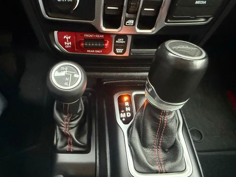 Used 2020 Jeep Gladiator Rubicon image 20