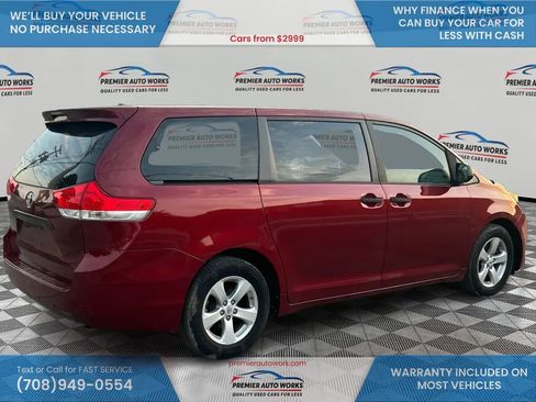 Used 2011 Toyota Sienna CE image 4