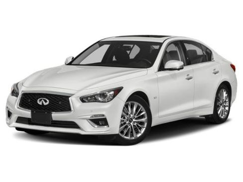 Used 2018 INFINITI Q50 Luxe w/ Essential Package (3.0T Luxe) image 2