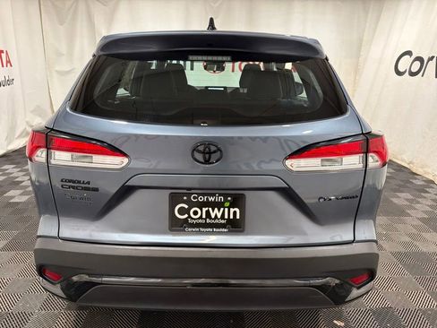 Used 2025 Toyota Corolla Cross AWD Hybrid image 34