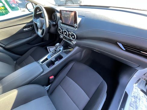 Used 2025 Nissan Sentra SV w/ All-Weather Package image 15