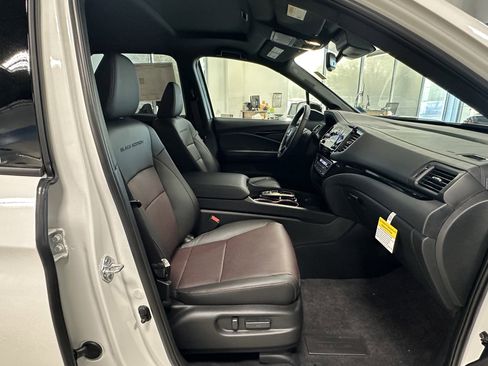 New 2026 Honda Ridgeline Black Edition image 24