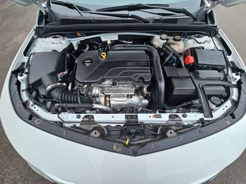 Used 2025 Chevrolet Malibu LT FWD image 33